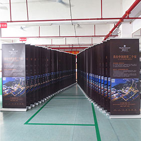 寬底豪華型易拉寶